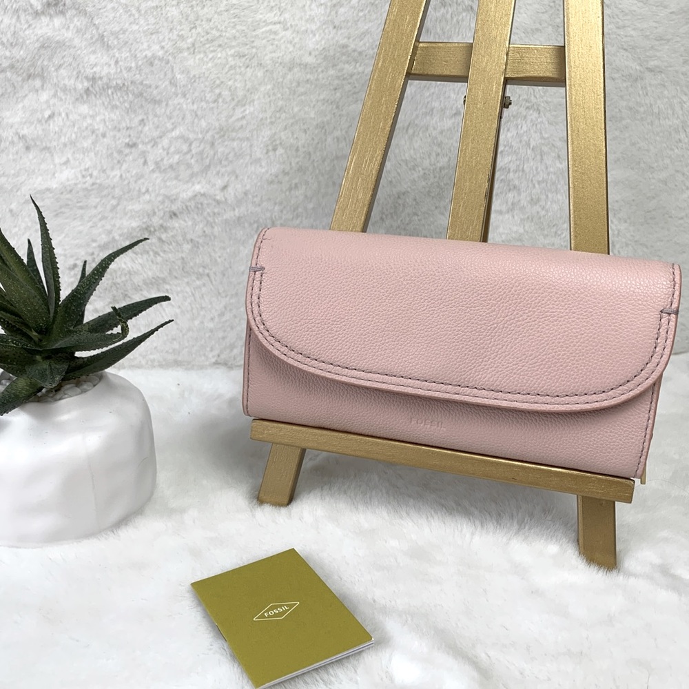 Fossil Wallet Light Pink
